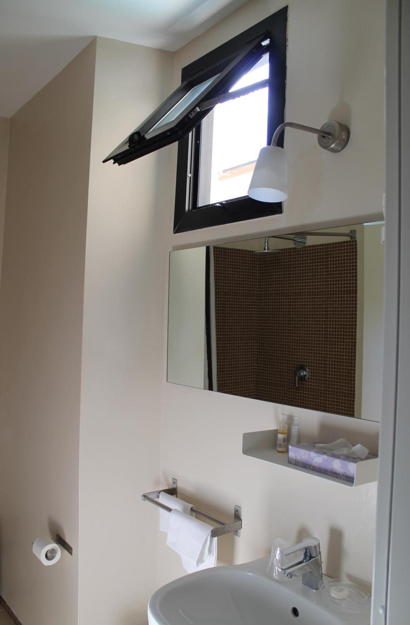 Hotel Touring Livorno Bagian luar foto